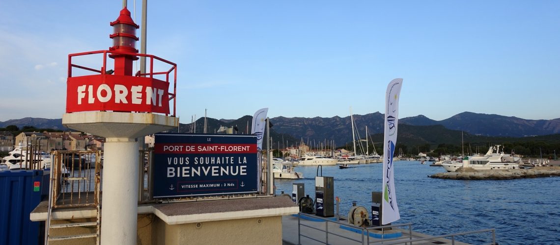 le port de Saint-Florent vous souhaite la bienvenue